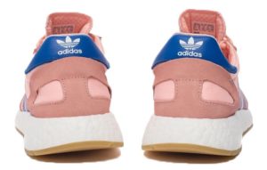 Adidas Iniki Runner розовые