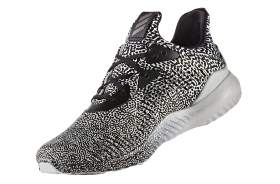 Adidas AlphaBOUNCE "Motion Capture" Black/White (40-45)