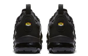 Nike Air VaporMax Plus Black Черные 40-44