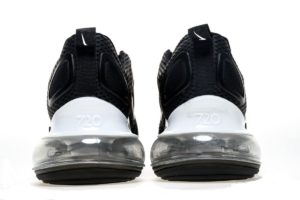 Nike Air Max 720 Black/White черно-белые (40-44)