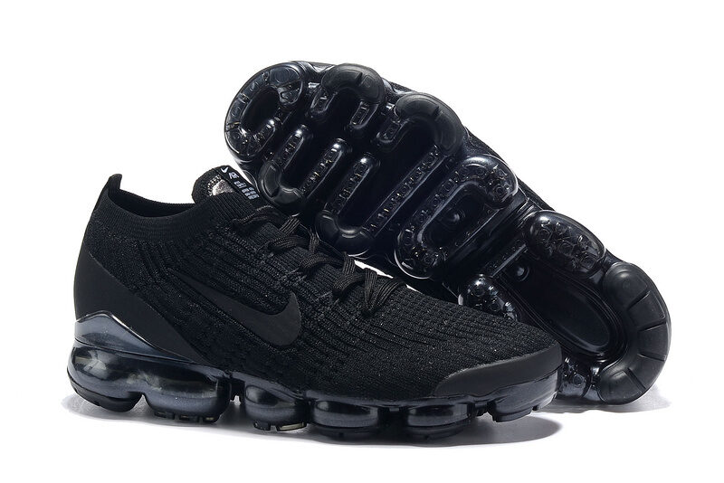 Nike Air VaporMax Flyknit черные 40-44